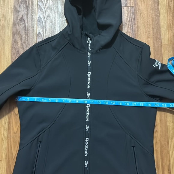 Reebok Softshell Jacket - Picture 8 of 10